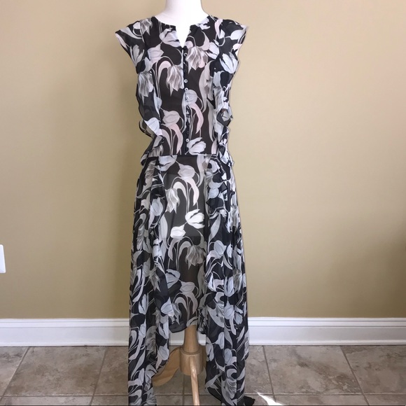 BCBGMaxAzria Dresses & Skirts - BCBGMAXAZRIA Silk Floral Print Flutter Hem MaxiNWT
